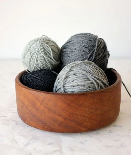 The Knitbot Simple Hat pattern features Quince and Co. Chickadee, Lark and Osprey. &nbsp;I especially love these gray heathers! &nbsp;How about Kumlien's Gull?