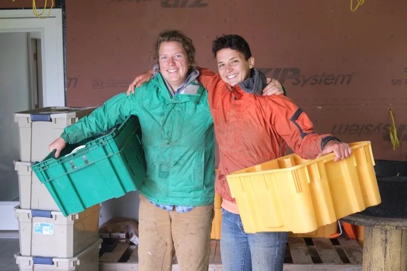 Lana and Sara Cannon