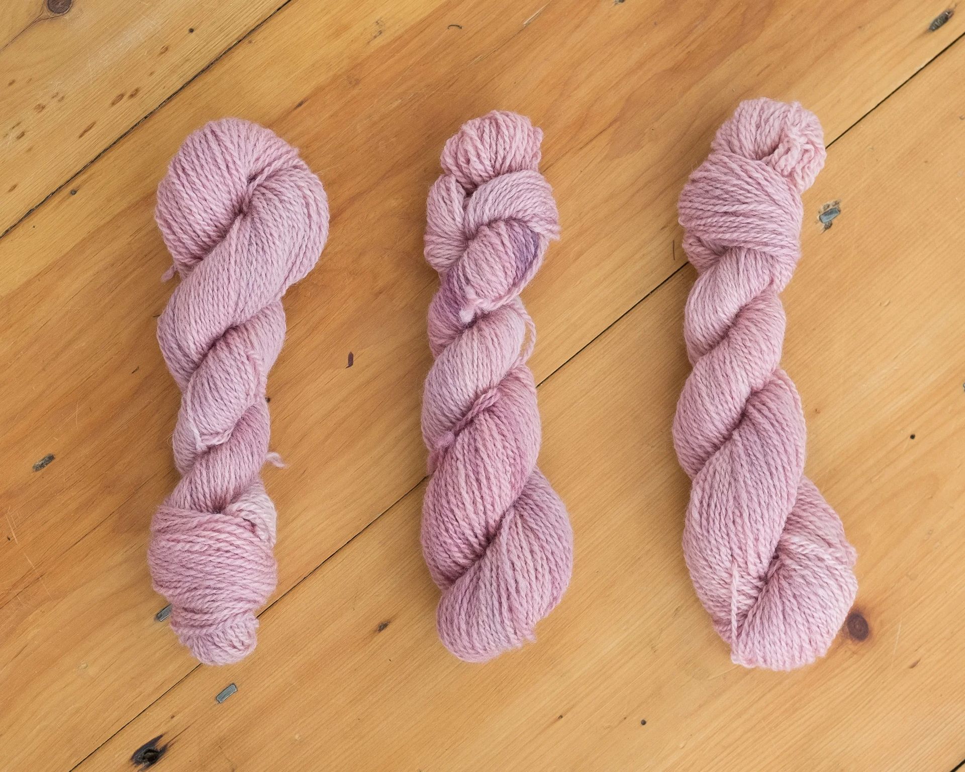 Wool Trip yarn, Rosé